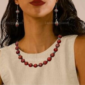 🌹HP🌹✨NEW✨ Natural Stone Necklace & Earrings Set Red